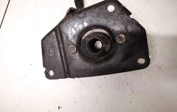 Citroen C4 I Engine mount bracket 96230491 9623049123