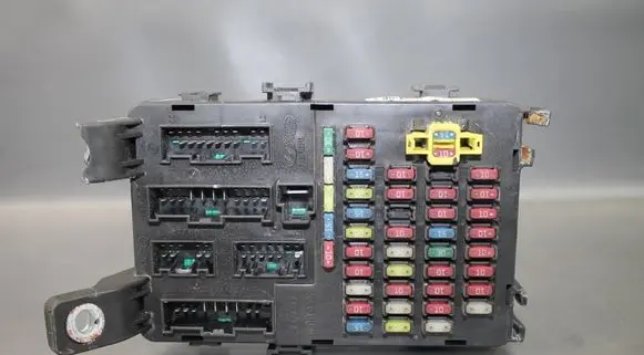 KIA Rio Fuse module 919501G0100A 919501G010