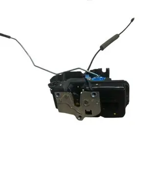 Opel Antara Front door lock