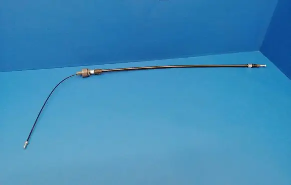 Ford Escort Clutch cable 922538