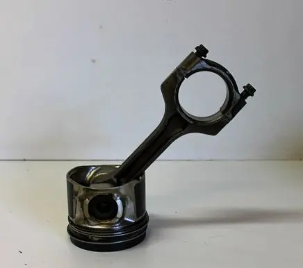 Honda CR-V Piston 