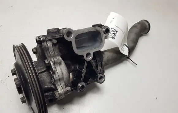 Mitsubishi Outlander Water pump