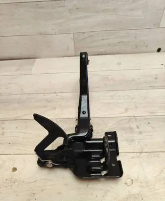 Audi A4 S4 B6 8E 8H Engine bonnet/hood lock/catch 8E0823480D