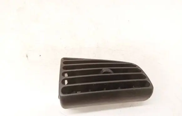 Volkswagen PASSAT B4 Dash center air vent grill 3A1819764