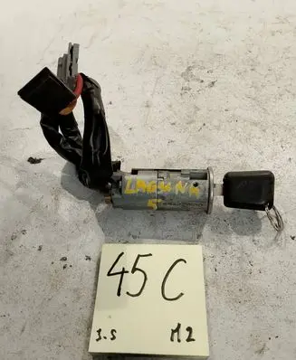Renault Laguna I Ignition lock 7701469419