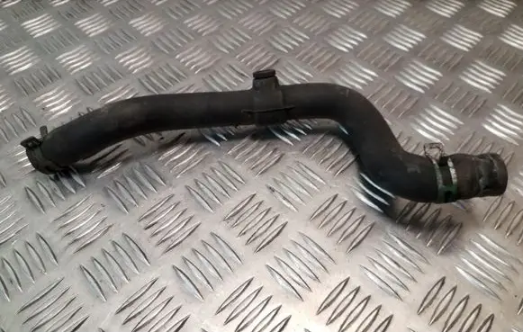 Opel Vivaro Engine coolant pipe/hose