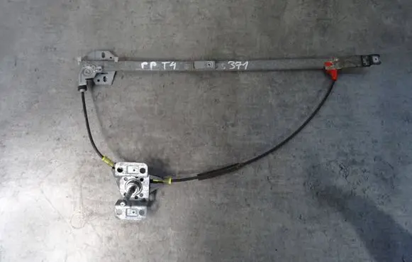Volkswagen Transporter - Caravelle T4 Front door manual window regulator 701837502D