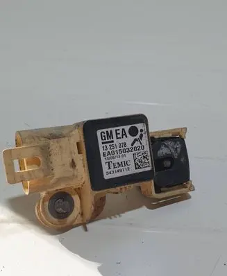 Opel Zafira B Airbag deployment crash/impact sensor 13251078 343149712 EA015032020