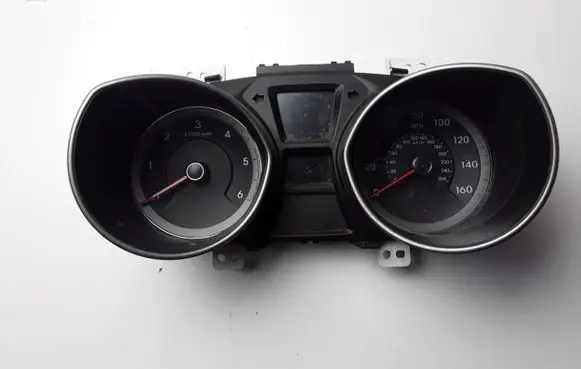 Hyundai i30 Speedometer (instrument cluster) 94003A6634
