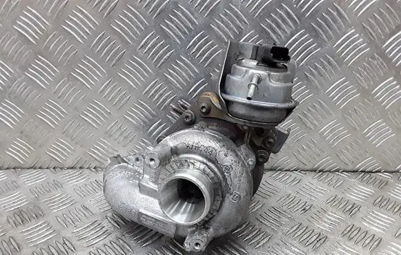 Peugeot 5008 Turbo 968612069006