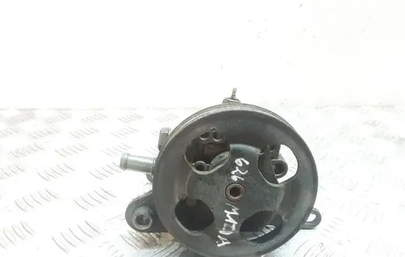 Mazda 626 Power steering pump GE4T32650A 78044235