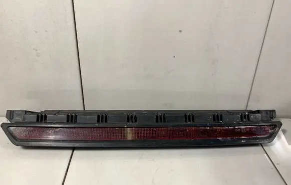Volkswagen PASSAT B5 Third/center stoplight 3B9945097A
