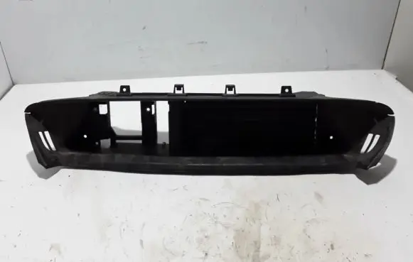 Volvo V40 Intercooler air channel guide 31455989