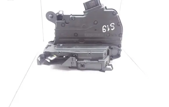 Renault Captur Rear door lock 805034742R 40717224