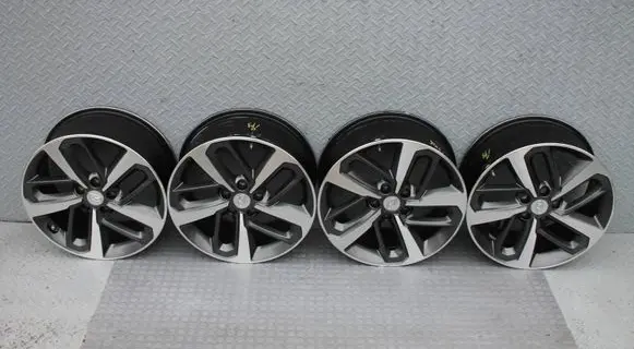 Hyundai Kona I R18 alloy rim FLGI52910J9300 52910J9300