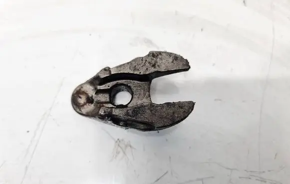 Ford Focus Fuel Injector clamp holder 