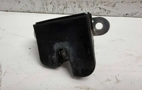 Volkswagen Touran II Tailgate/trunk/boot lock/catch/latch