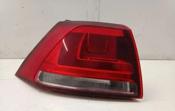Volkswagen Golf VII Rear/tail lights 5G0945095M
