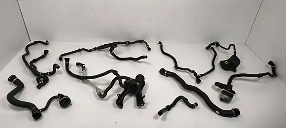 BMW 3 G20 G21 Engine coolant pipe/hose 8654823 5A30246 8654834