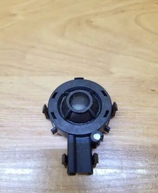 Volvo XC70 High frequency speaker in the rear doors 31252330