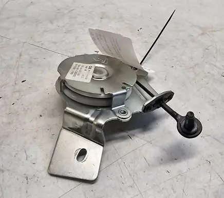 Peugeot 3008 I Tailgate check strap stopper 9683313980