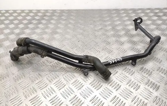 Volkswagen PASSAT B8 Engine coolant pipe/hose 5Q0122157AJ 5Q0121070AF
