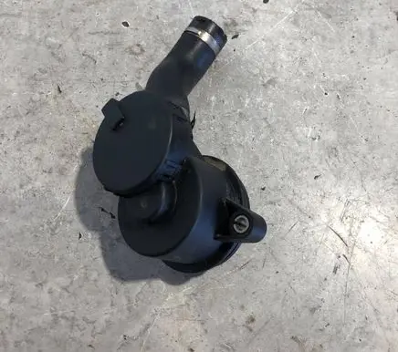 Maserati GranTurismo Oil breather separator 0928402056