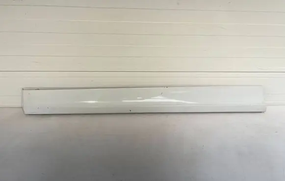 Porsche Cayenne (9Y0 9Y3) Front door trim (molding) 9Y0837095C