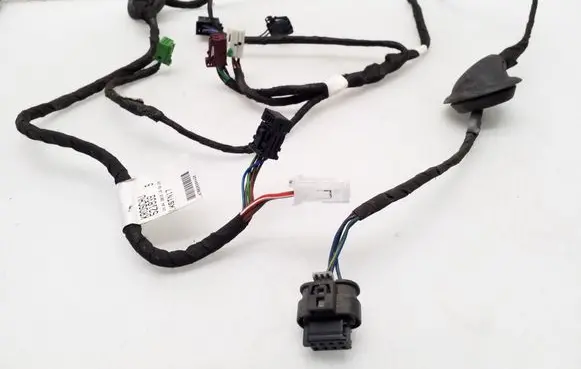 Mercedes-Benz Vito Viano W447 Front door wiring loom A4475404926 A2319981201