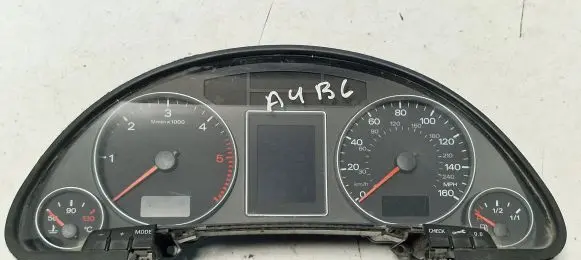 Audi A4 S4 B6 8E 8H Speedometer (instrument cluster)