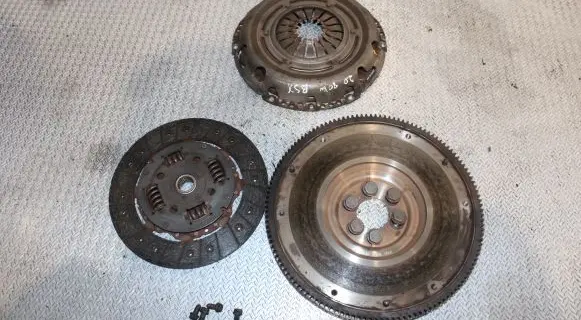 Volkswagen Caddy Clutch set kit 036141026L 036141032H