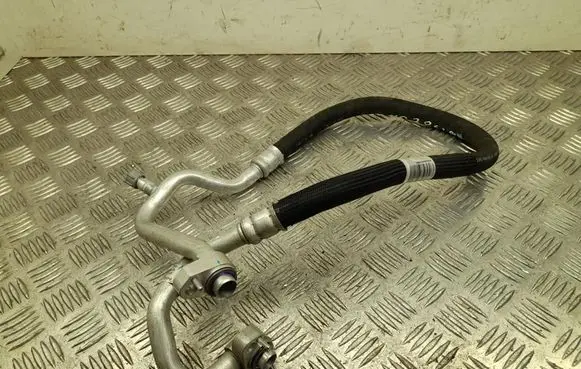 BMW M4 G82 G83 Air conditioning (A/C) pipe/hose 8088922