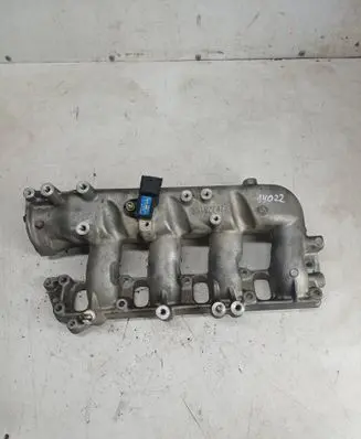 Opel Astra H Intake manifold 55192747