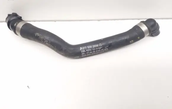 Mercedes-Benz CLS C219 Air intake hose/pipe A2118302996