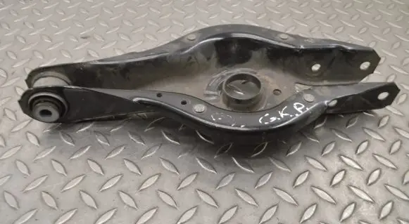 BMW 4 F32 F33 Rear upper control arm/wishbone 6867540