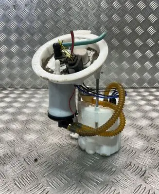 BMW 1 F20 F21 In-tank fuel pump 7243974