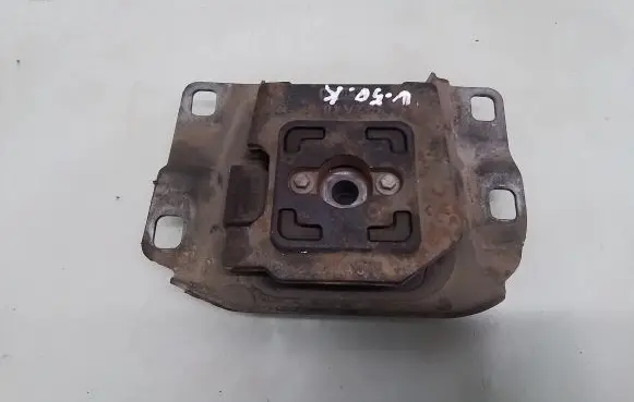 Volvo V50 Engine mount bracket 4N517M121