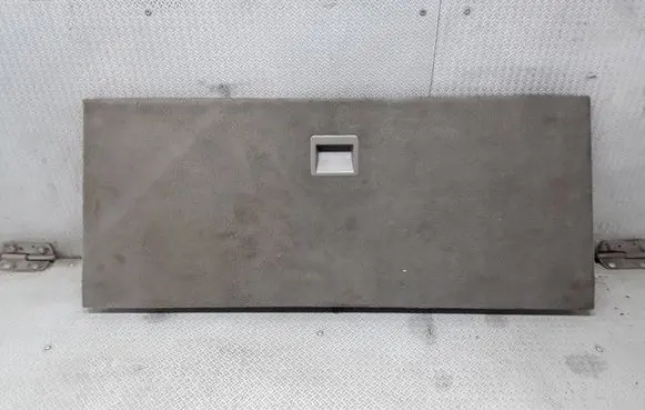 Trunk/boot floor carpet liner