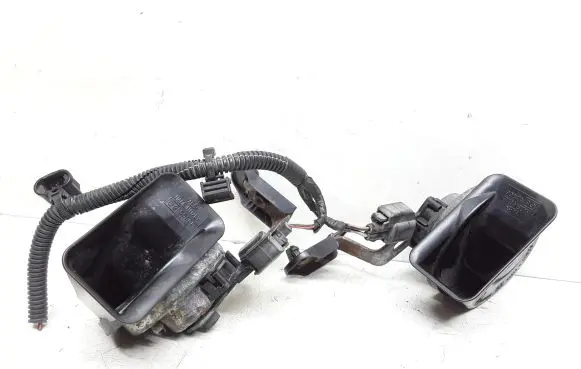 Volvo V60 Horn signal 30796896 30796897