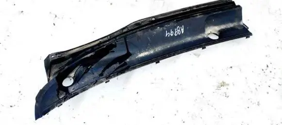 Toyota Corolla E120 E130 Wiper trim 5578202050 55782-02050