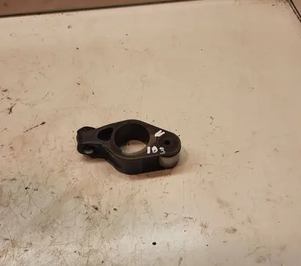 Volkswagen PASSAT B6 Camshaft holder 03G443