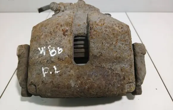Volkswagen PASSAT B6 Front brake caliper