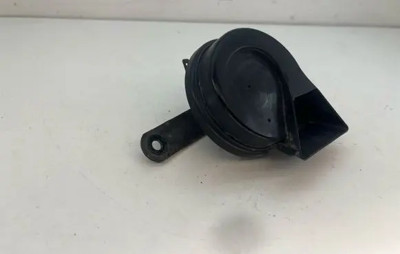Mercedes-Benz C W203 Horn signal A28657625