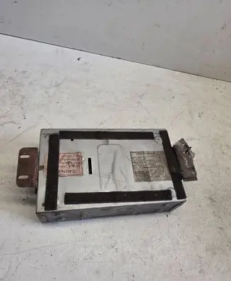 Mitsubishi Pajero CD/DVD changer MZ312569