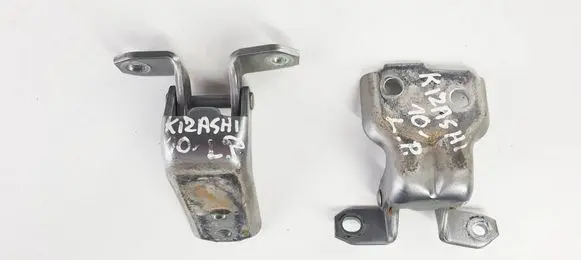 Suzuki Kizashi Front door hinge set 
