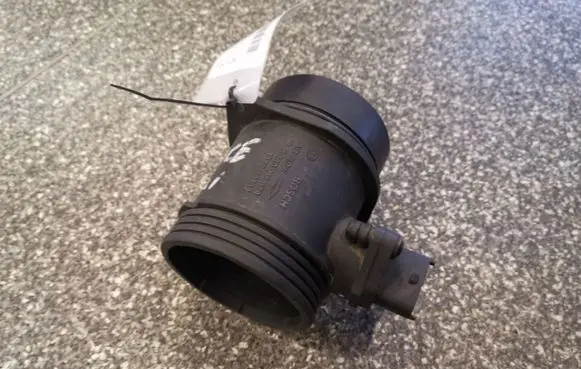 Renault Espace - Grand espace IV Mass air flow meter 0280218079 8972410832 8200124508A