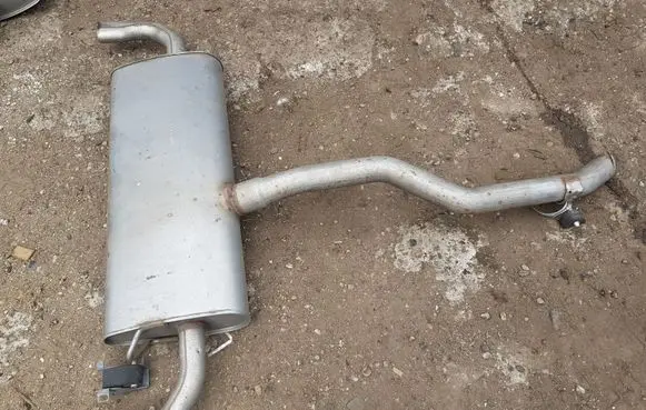 Volvo XC90 Muffler/silencer 82441154