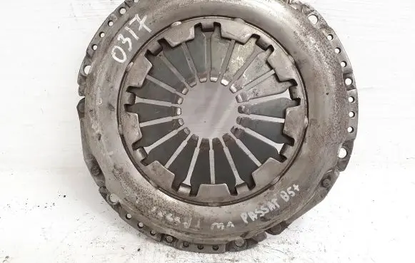 Volkswagen PASSAT B5.5 Pressure plate 