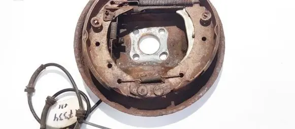 Renault Clio II Handbrake/parking brake pads 