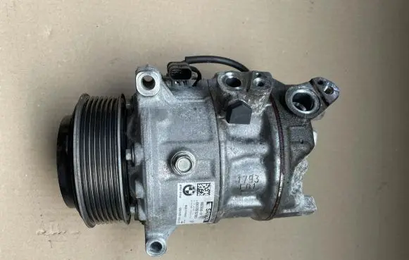 BMW 7 G11 G12 Air conditioning (A/C) compressor (pump) 6822848